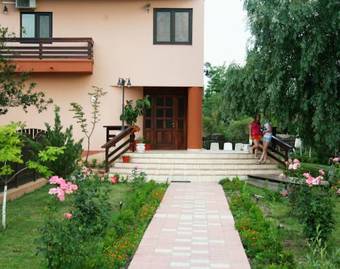 Hostal Vila Delta Travel - Mila 23