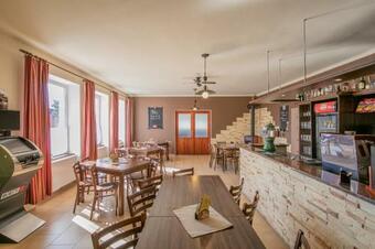 Hotel Na Rybn�?ku Bohut�n