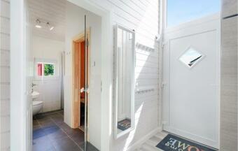 Awesome Home In Krems Ii/warderbr�ck W/ Sauna And 3 Bedrooms