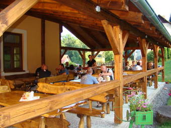 Hostal Pension Pod Lipou