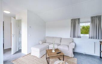 Amazing Home In S�sel W/ Wifi And 2 Bedrooms