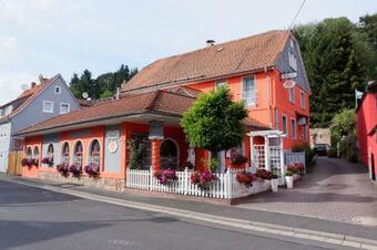 Hostal Pension Burger B&B