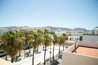 Bed & Breakfast Be Free El Cabo Hostal