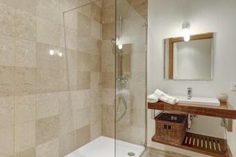 Fornells De La Selva Villa Sleeps 10 With Pool Air Con And Wifi