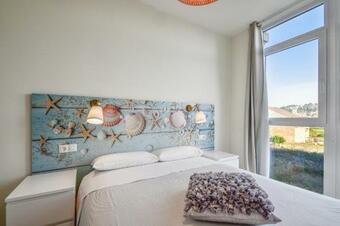 Apartment With 2 Bedrooms In Illa De Arousa With Wonderful Sea View Furnished Garden And Wifi 600 M From The Beach