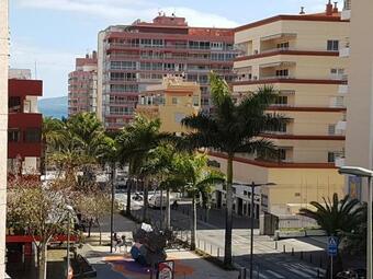 Céntrico Apartamento Con Balcón Cerca de La Playa