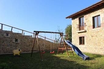 Caba�a De La Abuela De Selaya