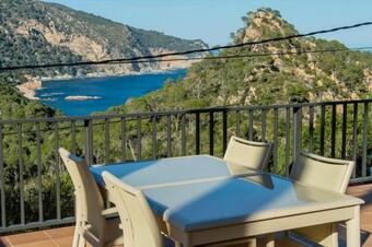 Aiguablava Villa Sleeps 8 Pool