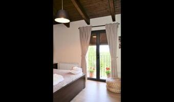 Castellar Del Riu Villa Sleeps 12 With Pool