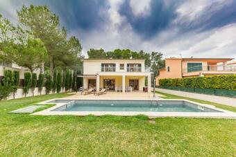 Luxury Mal Pas Villa Villa Manresa 3 Bedrooms Walking Distance To Beach