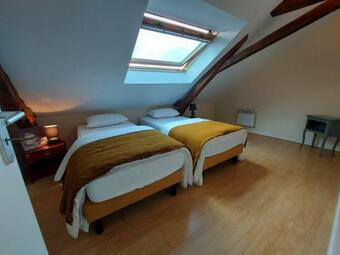 G�te Coss�-le-vivien, 3 Pi�ces, 5 Personnes - Fr-1-600-197