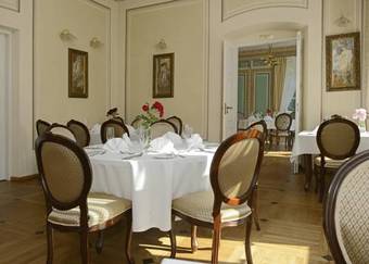 Dw�r Kombornia Hotel&spa