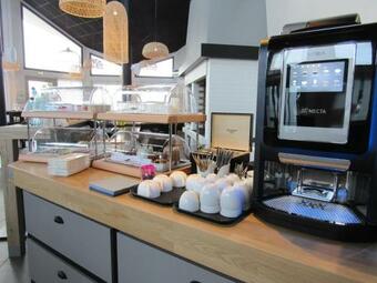 Brit Hotel Au Pays De Vitr�