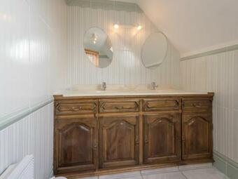 G�te Herbignac, 6 Pi�ces, 9 Personnes - Fr-1-306-1121