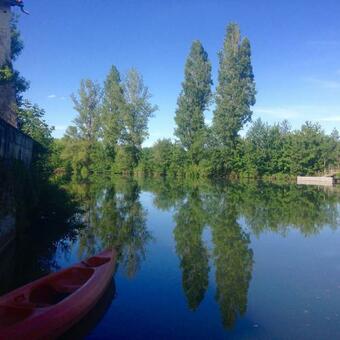 The Riverside Retreat-le Pont De Vinade
