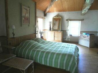 G�te La Roche-sur-yon, 5 Pi�ces, 10 Personnes - Fr-1-426-190