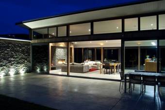 Dunalistair House At The Kinloch Club Golf Course