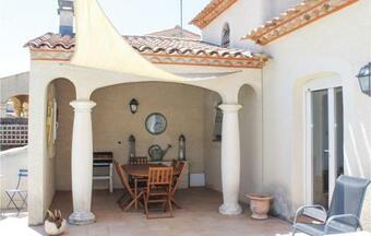 Stunning Home In Roujan With Outdoor Swimming Pool, Wifi And 4 Bedrooms
