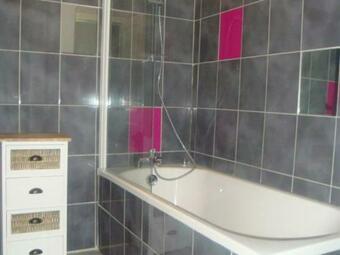 G�te Saint-priest-d'andelot, 4 Pi�ces, 6 Personnes - Fr-1-489-169