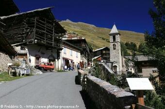 Apartamento Appartement Dans Le Plus Haut Village D'europe