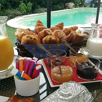 Hostal Chambres D'h�tes Les Iris