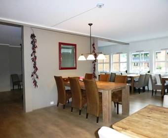 Bed & Breakfast L�vheim Gjestehus