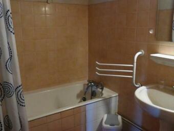 G�te Villeneuve-d'allier, 4 Pi�ces, 10 Personnes - Fr-1-582-189