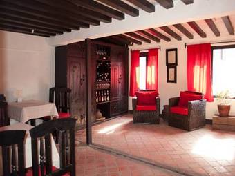 Hostal Hira Guest House