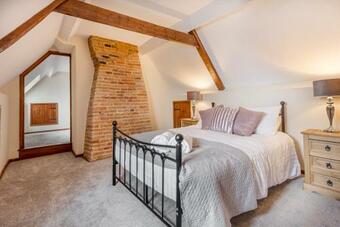 Stunning 5 Bed Cottage Cawston Norwich