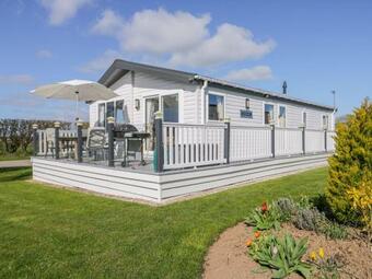 Superb Detached Lodge Located On Skipsea Sands