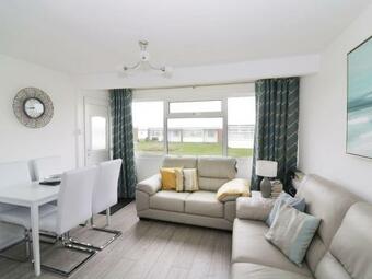 145 Sunbeach Chalet, Great Yarmouth