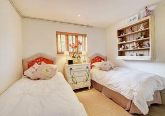 Orchard Barn, Hadleigh