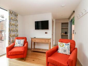 Lakeside Village & The Potting Shed