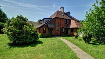 2 Home Farm Cottages