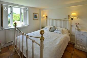 East Green Farm Cottages - The Dairy