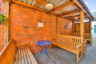 Bed & Breakfast The Monk & Tipster