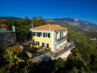 Kastro Edge Villa