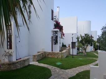 Splendid Holiday Home In Crete With Swimming Pool