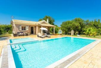Villa Popi