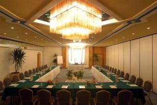 Heliopolis Hotel And Casino