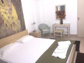 Apartment With One Bedroom In ??p?????? With Wonderful Sea View Enclosed Garden And Wifi 10 M From The Beach