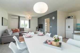 Family Holiday House With Private Pool And Playground