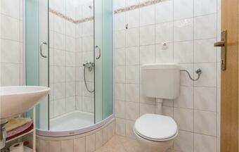 One-bedroom Apartment In Podgradina