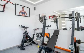 Two-bedroom Holiday Home In Janjina