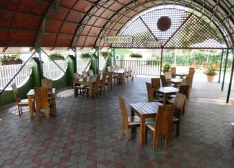 Bed & Breakfast Hbh Bajor S�rh�z, �tterem �s Panzi�