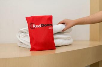 Hostal Reddoorz Near Lippo Plaza Buton