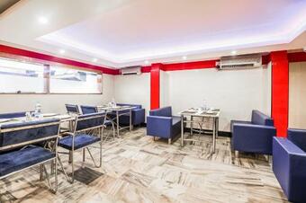 Capital O 33483 Hotel Chembarathy Garden