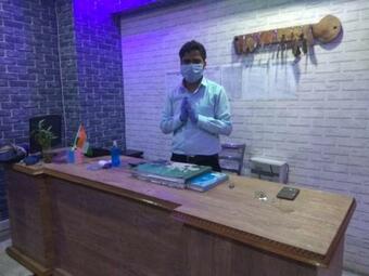 Hotel Oyo 46660 Manjushree Club 10