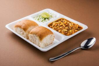 Hotel Spot On 64978 Gokul Plaza