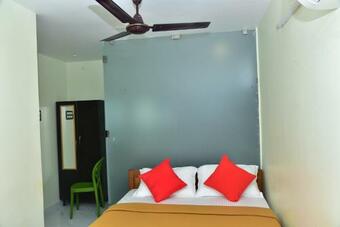 Hotel Niraj Residency